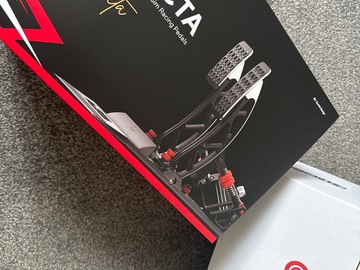 Selling: Verkaufe Asetek Invicta Pedale